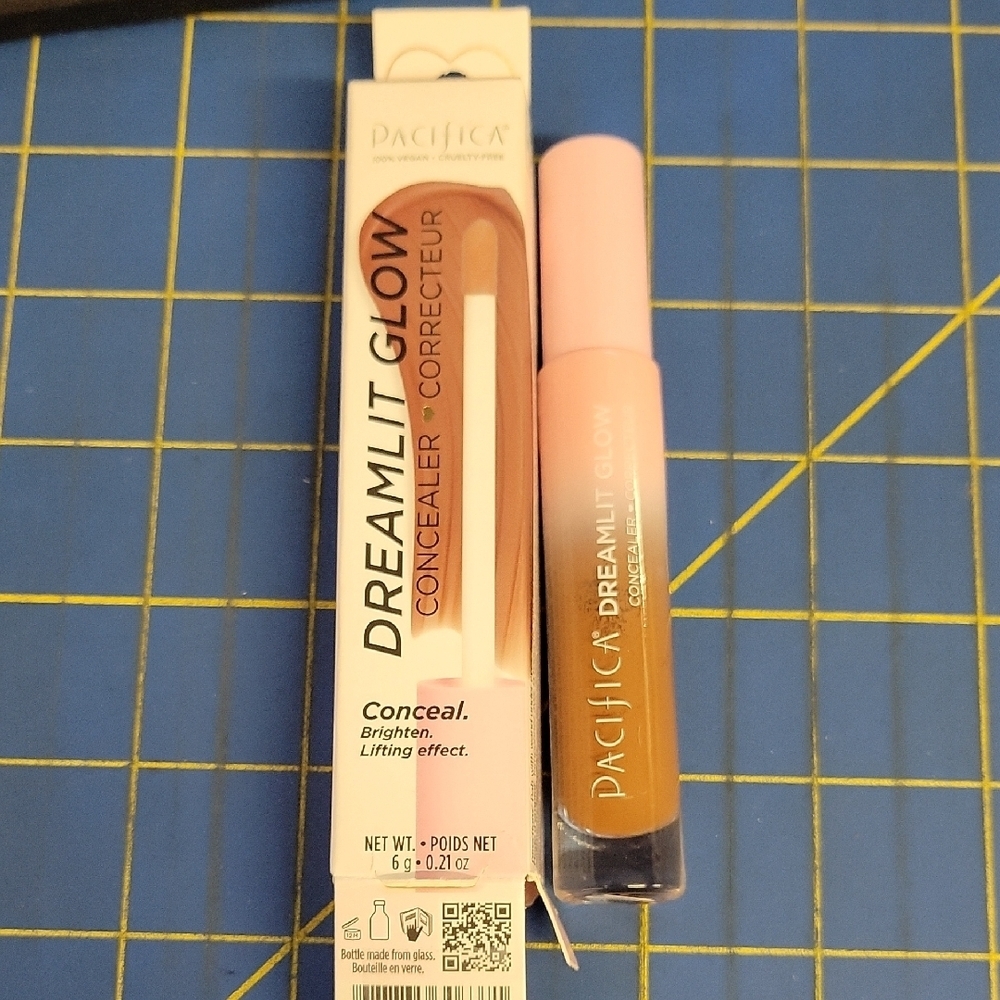Pacifica Dreamlit Glow Concealer - Shade 05 New In Box 6g